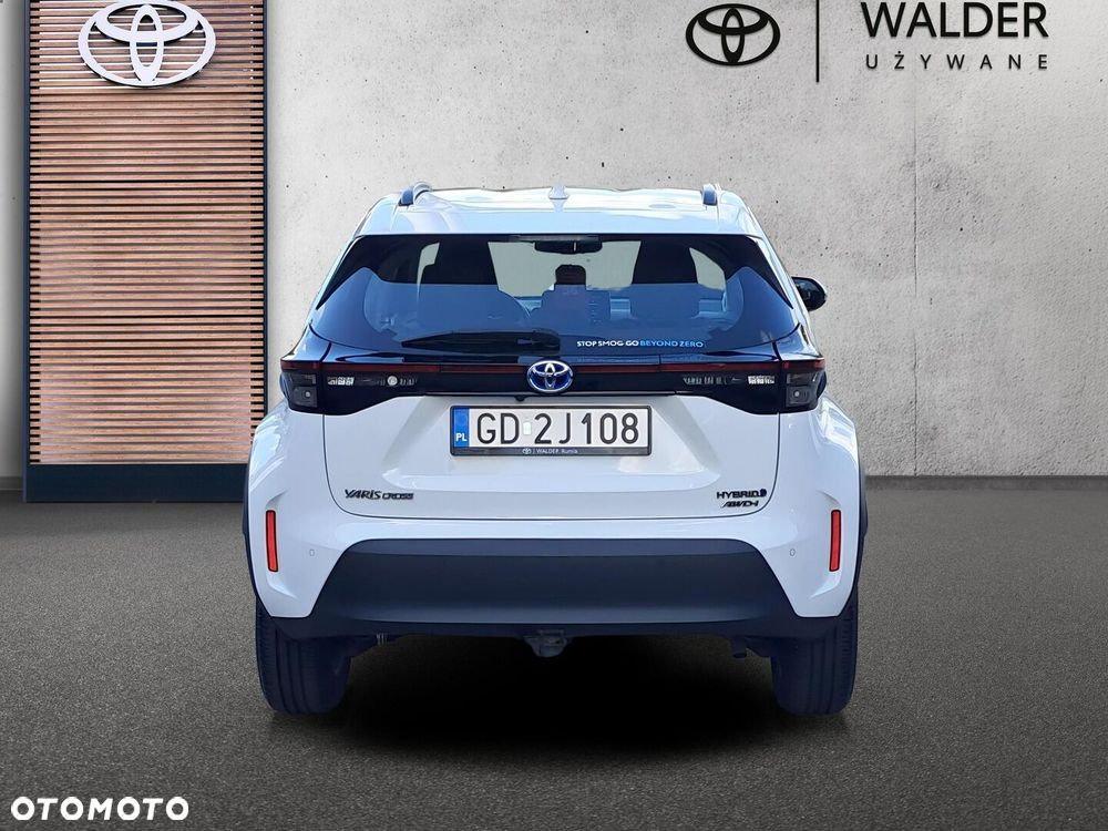 Toyota Yaris Cross Hybrid 1.5 Comfort 4x4 - 7