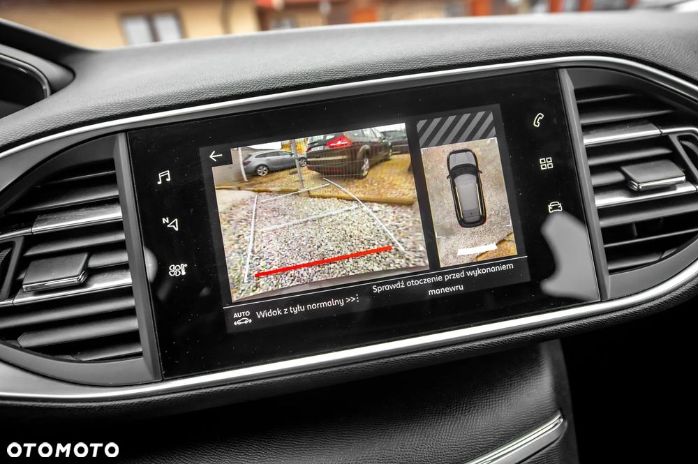 Peugeot 308 BlueHDi 130 EAT8 Allure - 31