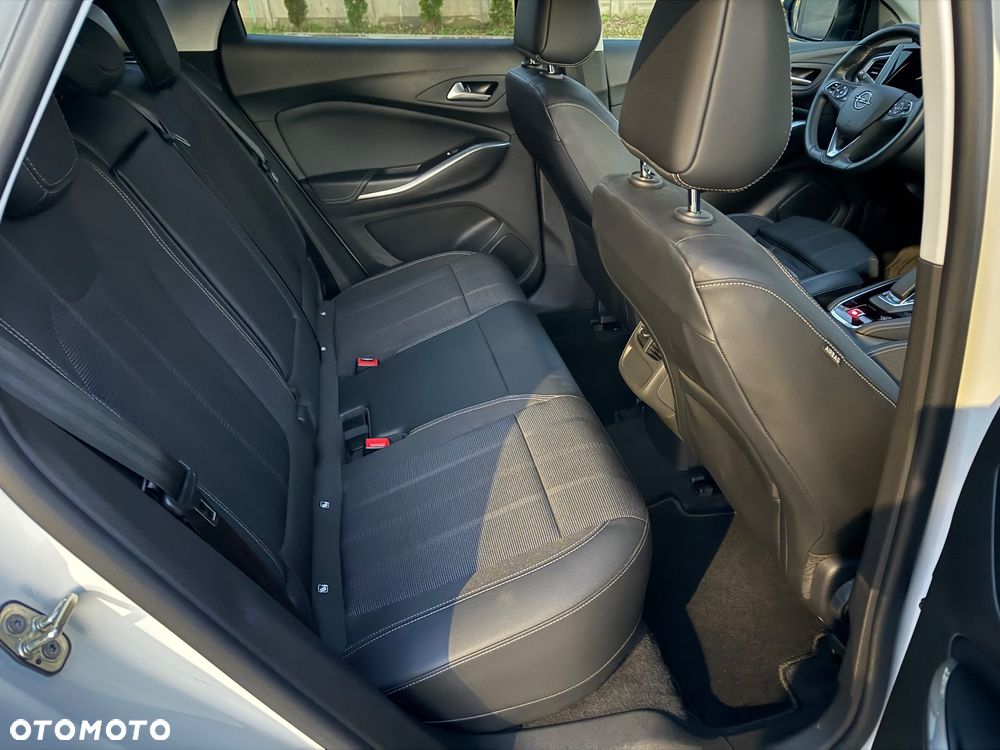 Opel Grandland Plug-in-Hybrid 1.6 DI Automatik GS Line - 22