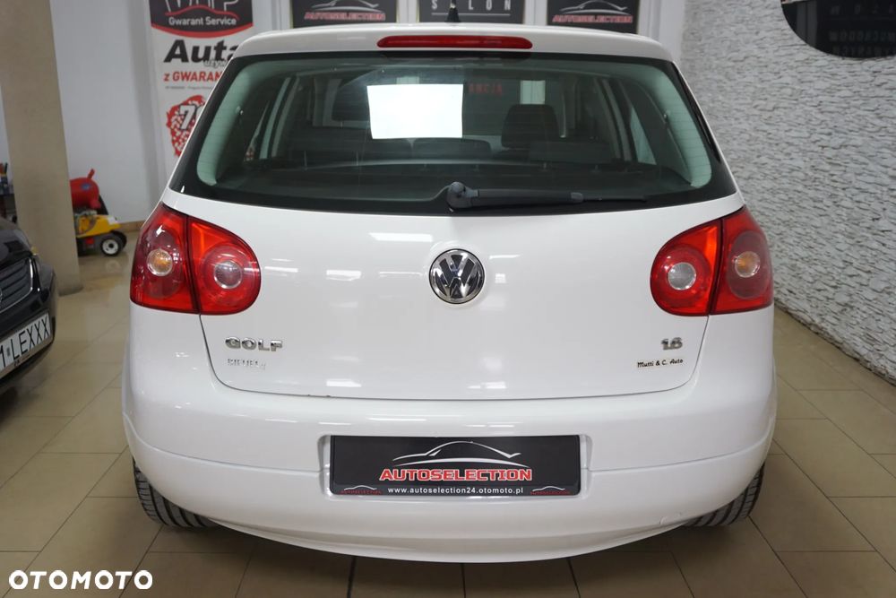 Volkswagen Golf 1.6 United - 5