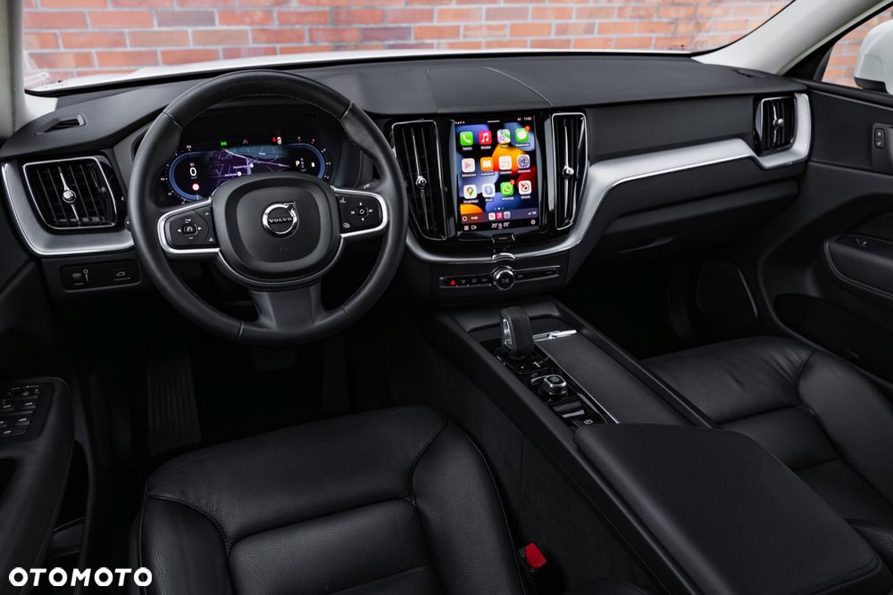 Volvo XC 60 B4 D Geartronic Momentum Pro - 38
