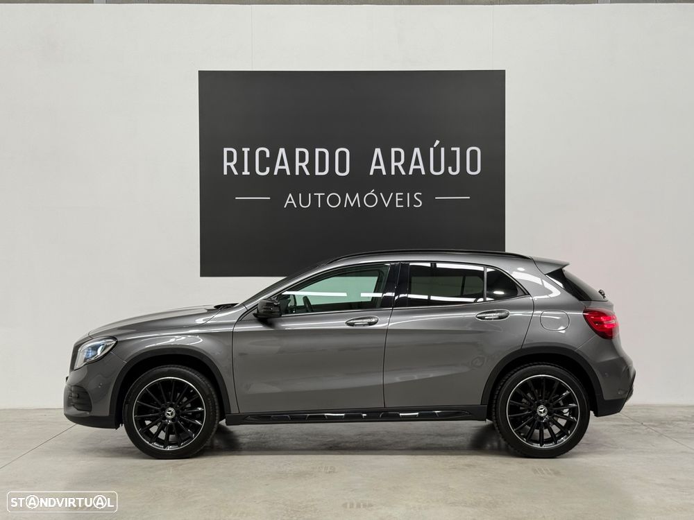 Mercedes-Benz GLA 180 d AMG Line - 2