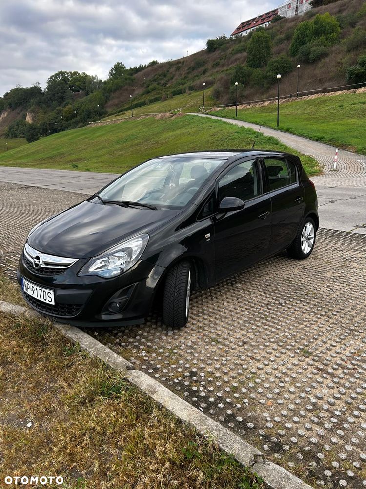 Opel Corsa 1.4 Cosmo - 2
