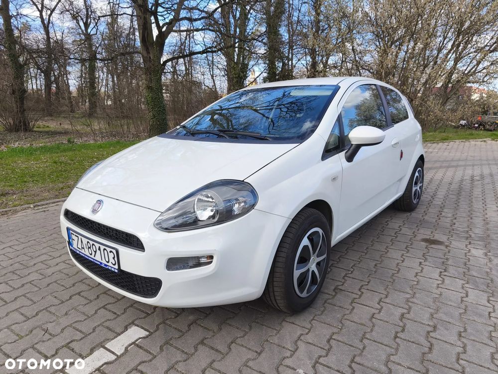 Fiat Punto 2012 1.2 Easy - 26