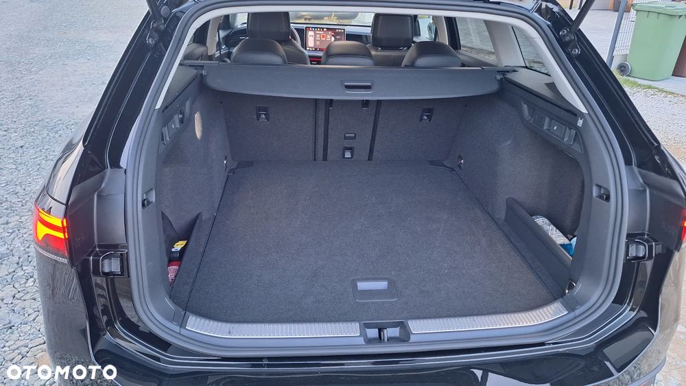 Volkswagen Passat 2.0 TDI SCR DSG Business - 6