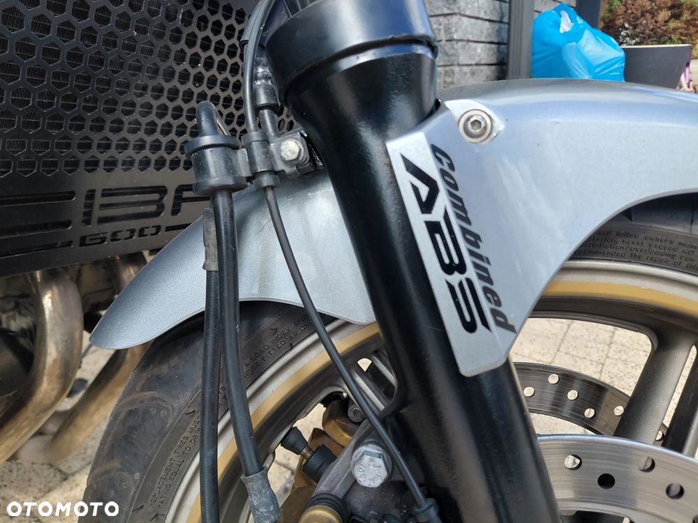 Honda CBF - 7
