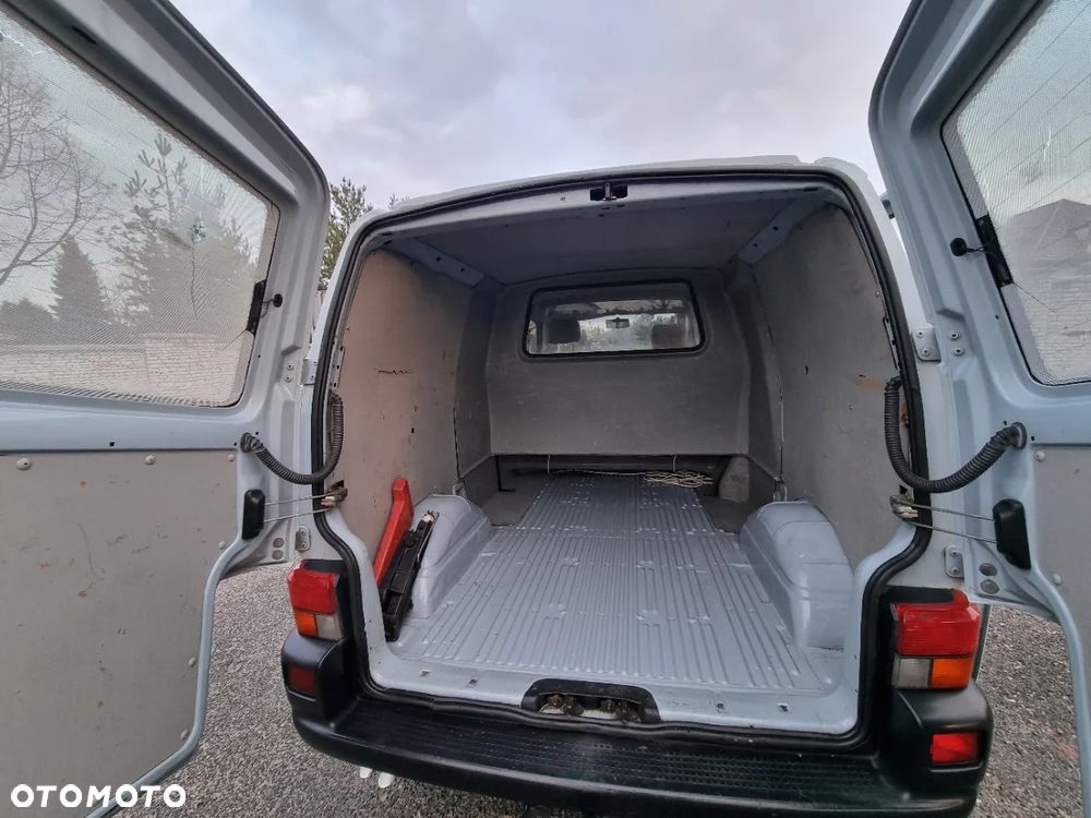 Volkswagen Transporter Mixt - 22