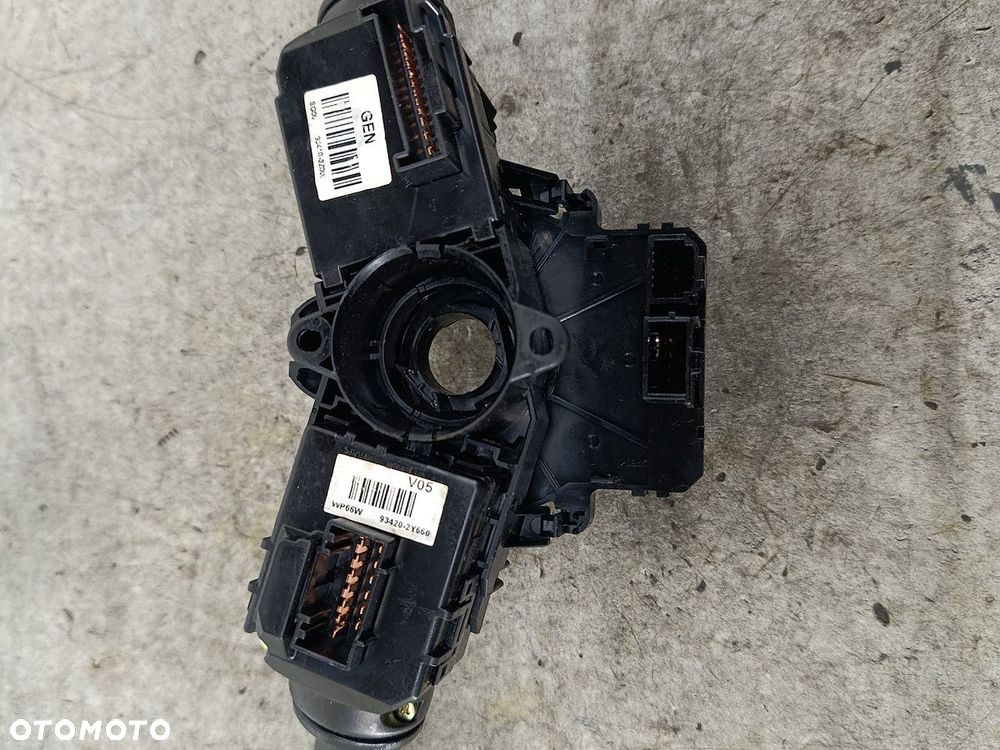 PRZEŁĄCZNIK ZESPOLONY HYUNDAI I40 93420-2Y660 1.7 CRDI - 2