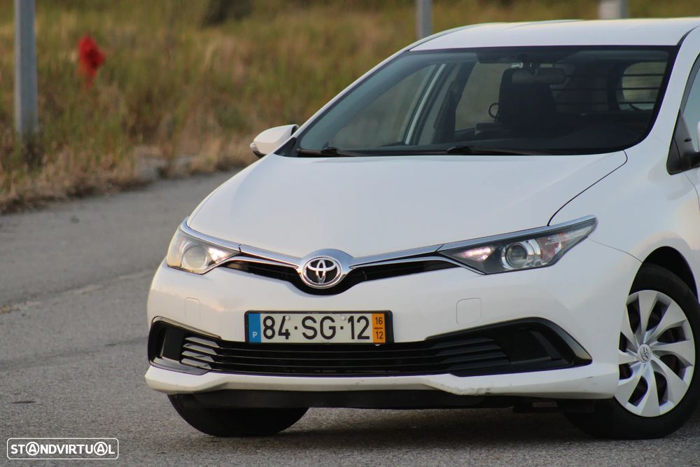 Toyota Auris 1.4 D-4D Comfort - 11