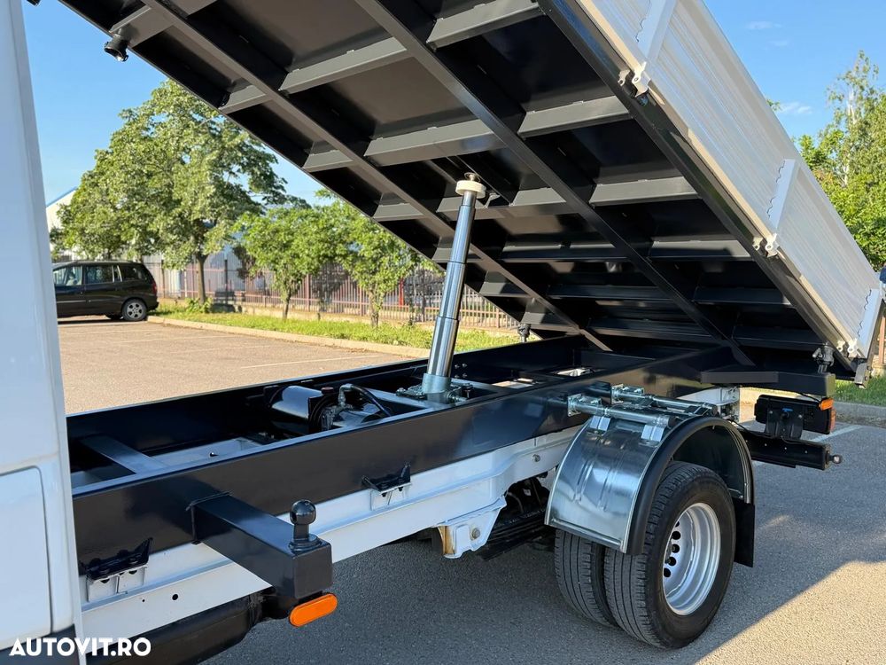 Mercedes-Benz Sprinter - 7