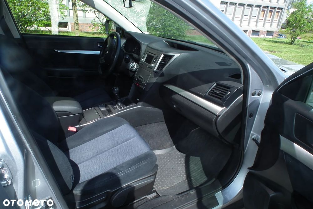 Subaru Outback 2.0 D Comfort - 9