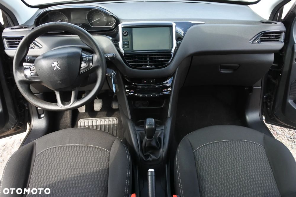 Peugeot 208 PureTech 82 Start & Stop Allure - 14