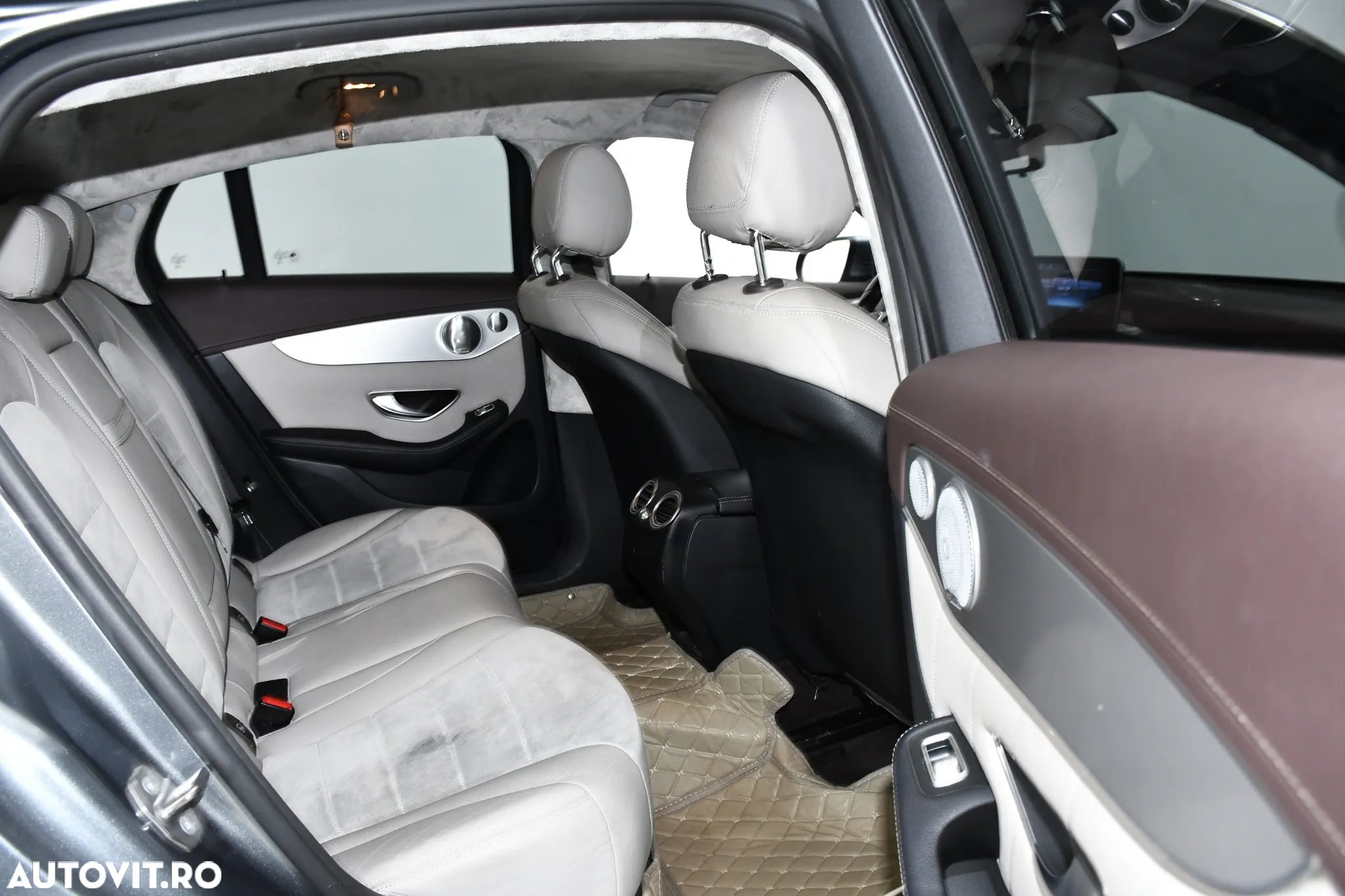 Mercedes-Benz GLC Coupe 300 e 4Matic 9G-TRONIC - 14