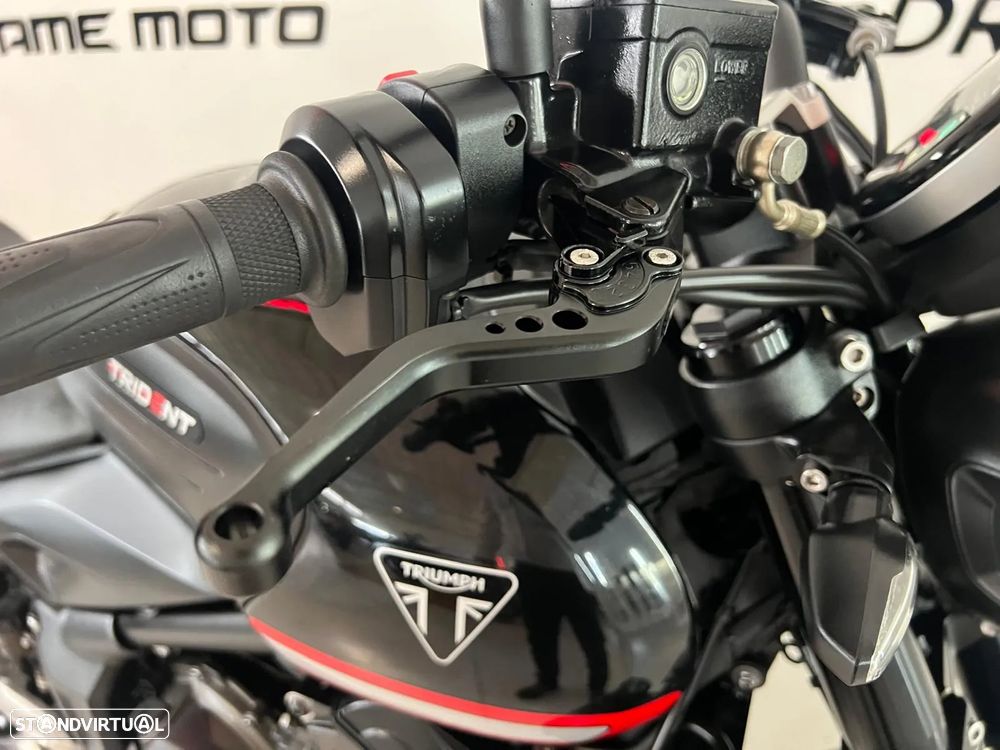 Triumph Trident 660 - 9