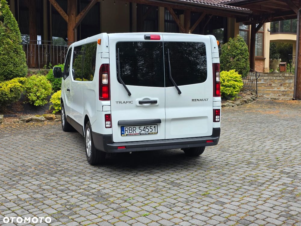 Renault Trafic - 17