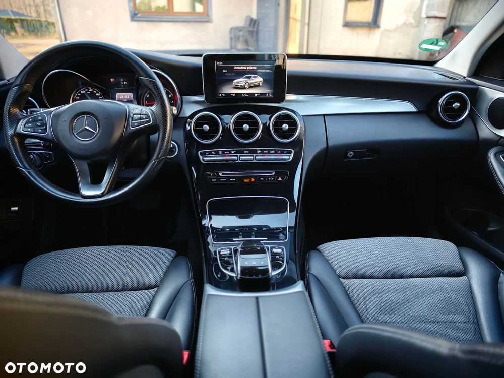 Mercedes-Benz Klasa C 180 7G-TRONIC Avantgarde - 22