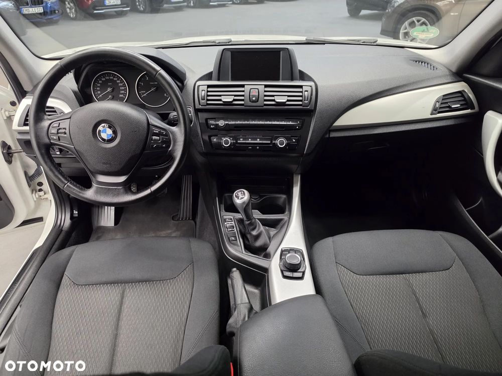 BMW Seria 1 116d DPF - 23
