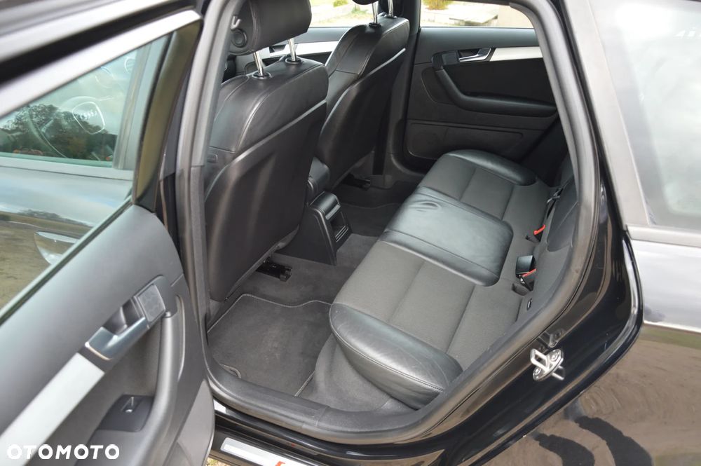 Audi A3 Sportback 2.0 TDI S line Sportpaket plus - 22