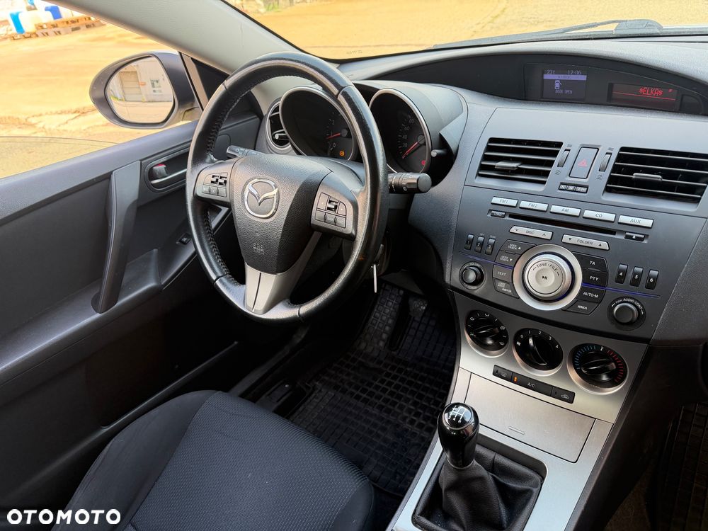 Mazda 3 - 24