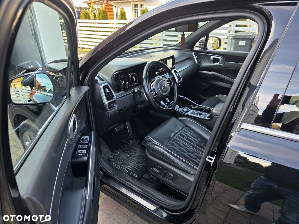 Kia Sorento - 8