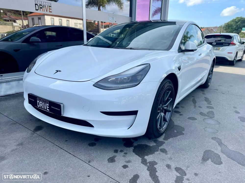 Tesla Model 3 Standard Range Plus RWD - 2