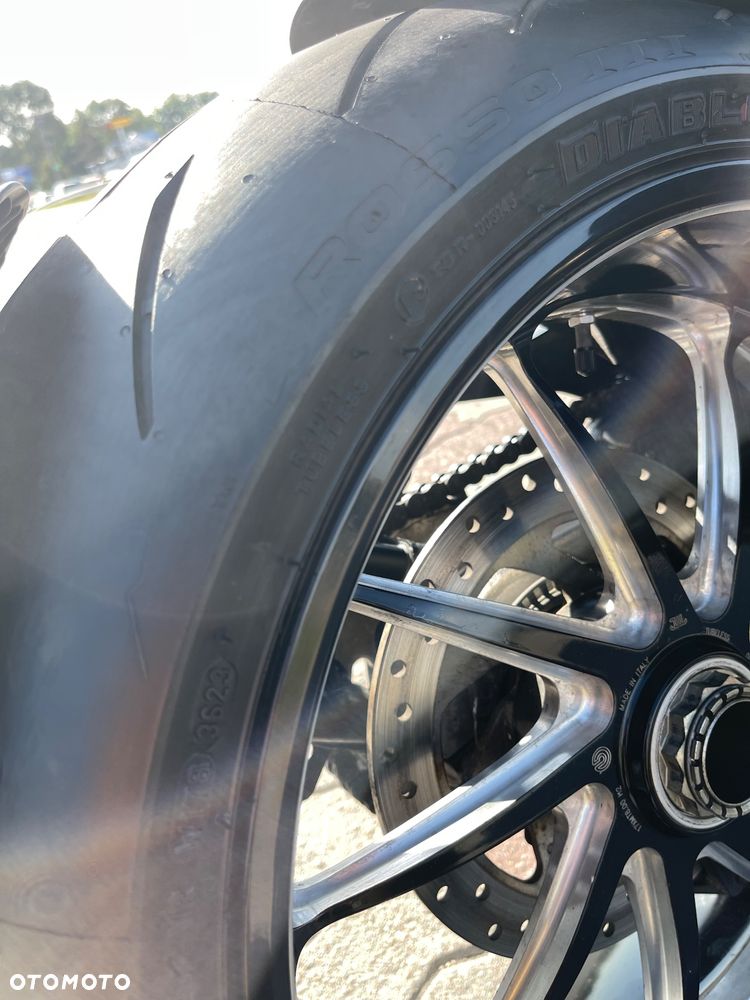 Ducati Diavel - 10