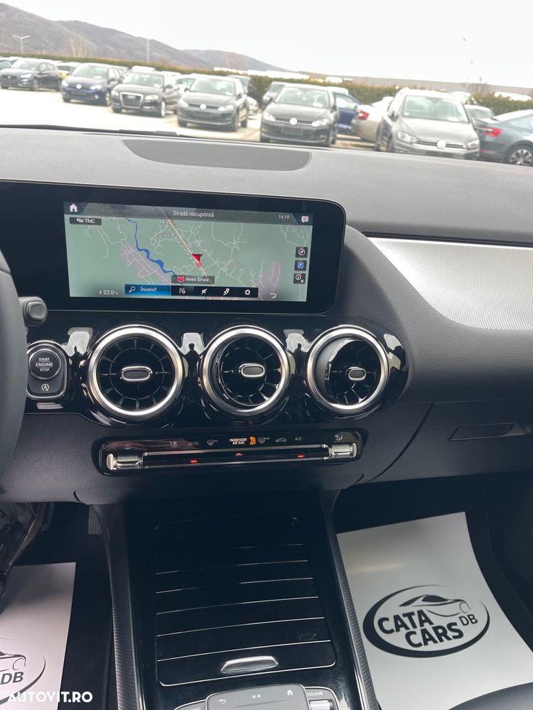 Mercedes-Benz GLA 180 d 8G-DCT Style - 34