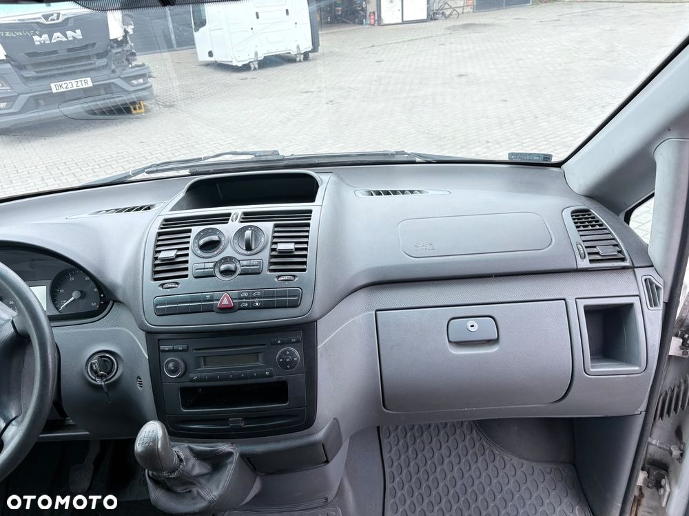 Mercedes-Benz Vito 111 - 6