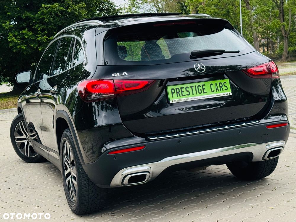 Mercedes-Benz GLA 200 d 8G-DCT Progressive - 9