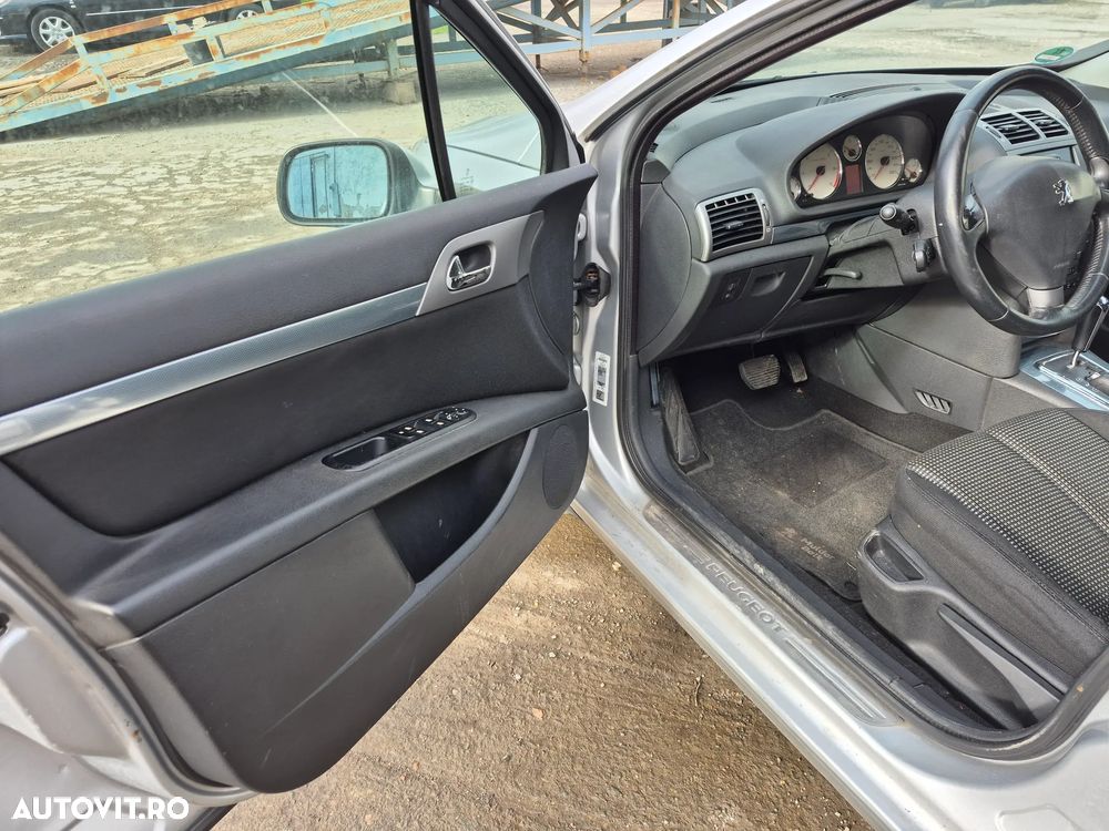 Peugeot 407 HDi 135 Automatik Sport - 15