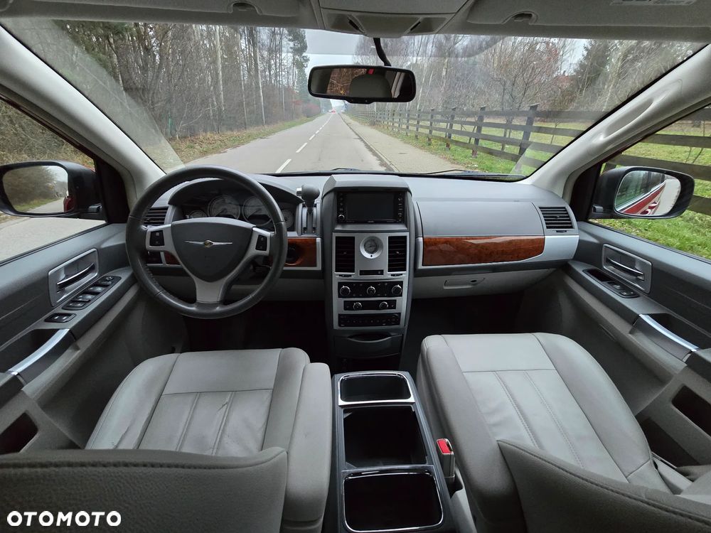 Chrysler Town & Country 3.8 Touring - 8