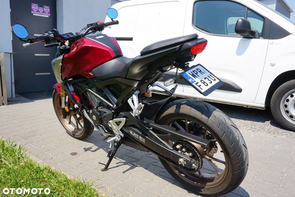 Honda CB - 4