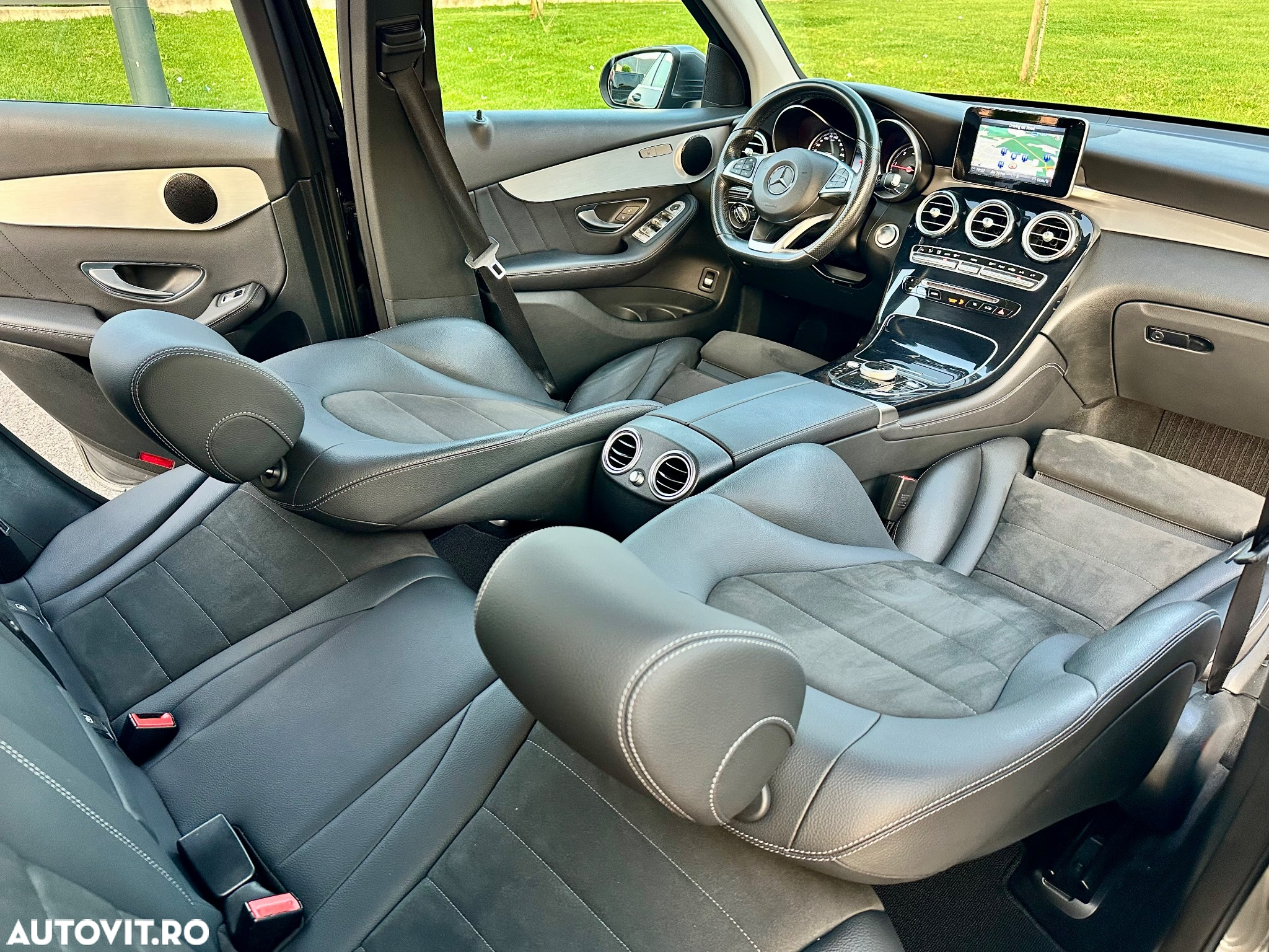 Mercedes-Benz GLC 220 d 4Matic 9G-TRONIC AMG Line - 2