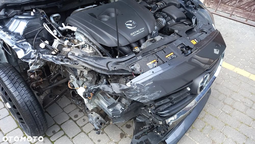 Mazda 6 - 8