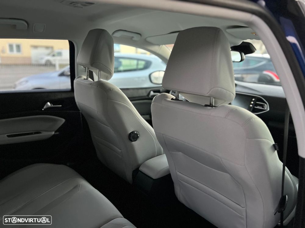 Peugeot 308 SW 1.5 BlueHDi Allure - 27