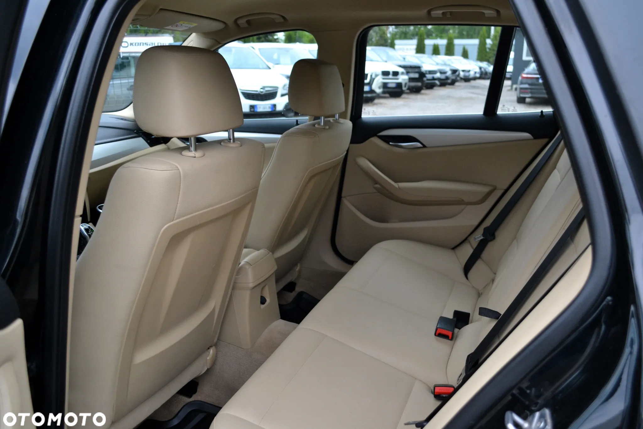 BMW X1 xDrive18d Sport Line - 11