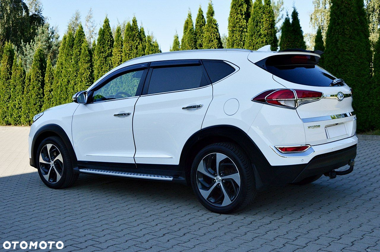 Hyundai Tucson blue 1.7 CRDi 2WD Intro Edition - 17