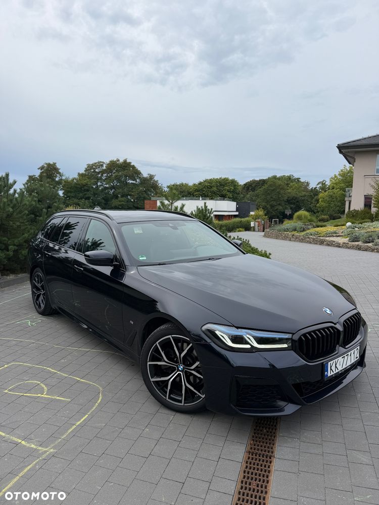 BMW Seria 5 520d xDrive mHEV M Sport sport - 4