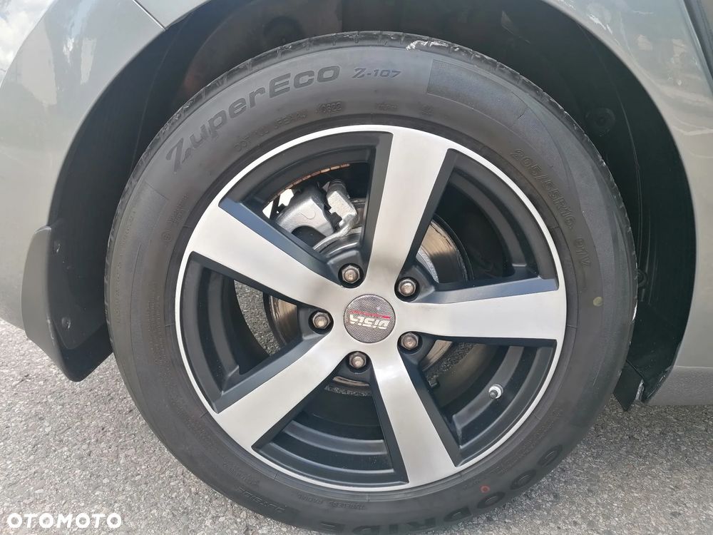 Hyundai i30 1.4 Comfort - 25