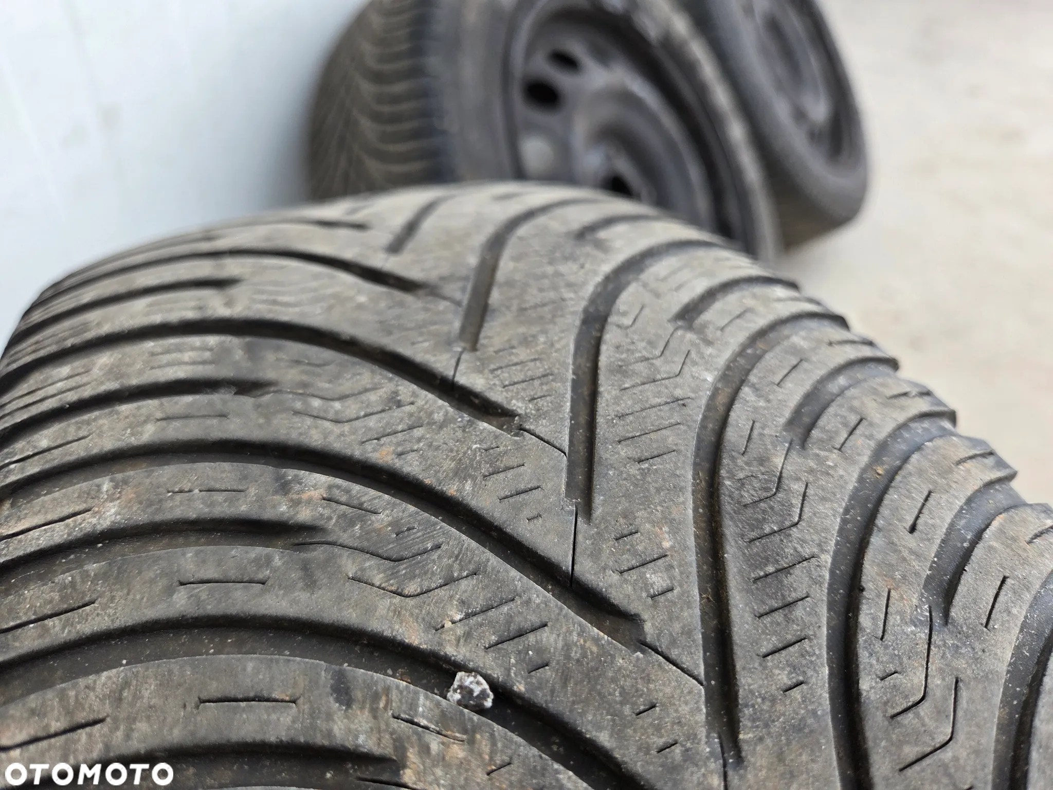 Felgi stalowe z oponami 5x108 ET44 Peugeot 308 T9 - 16