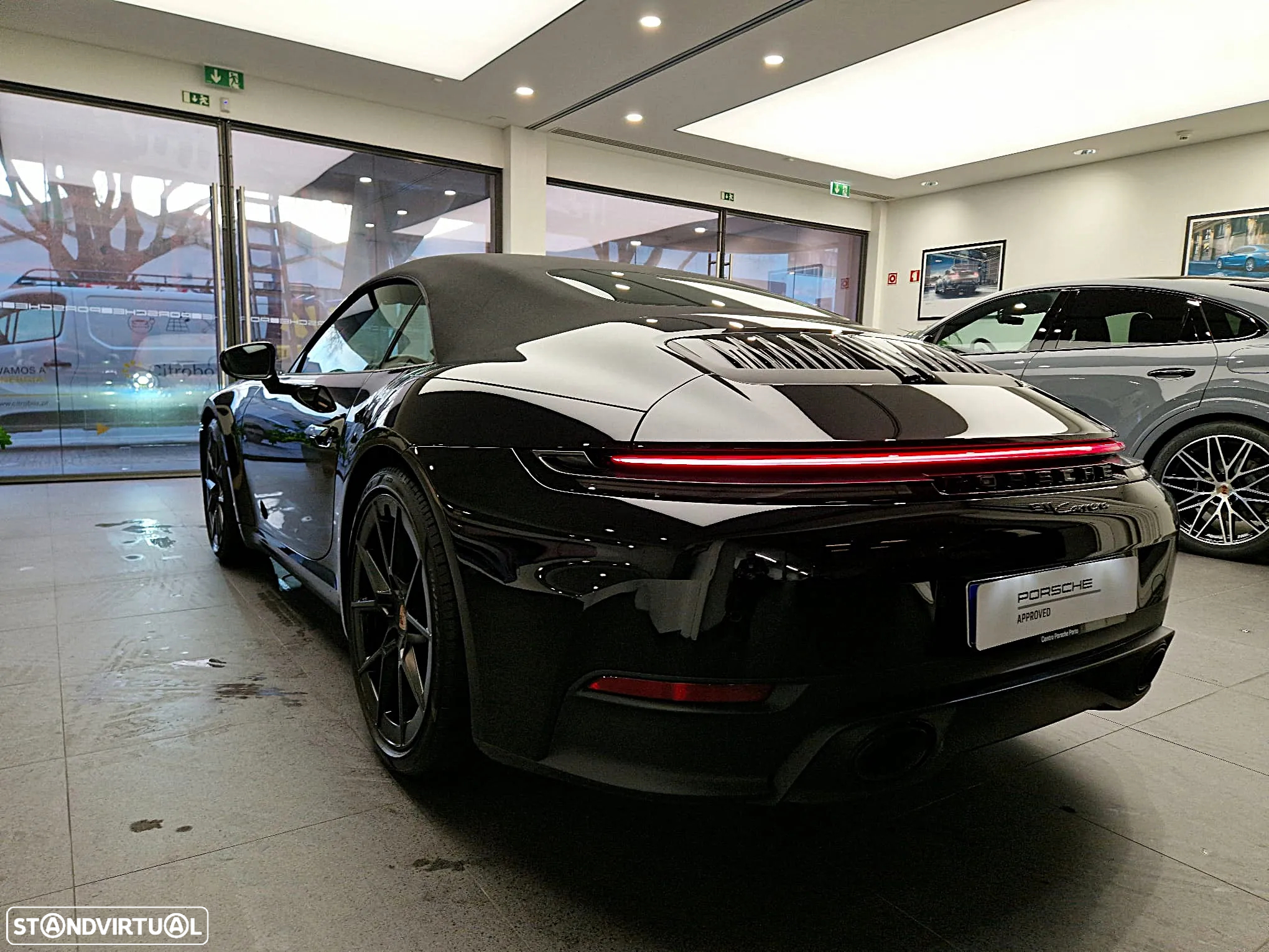 Porsche 911 (992) Carrera - 3