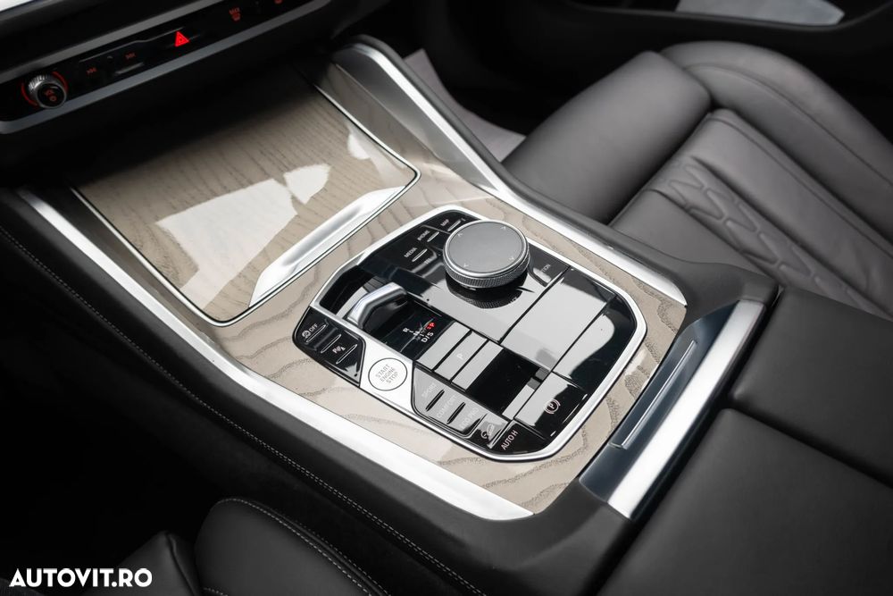 BMW X6 xDrive40i AT MHEV - 21