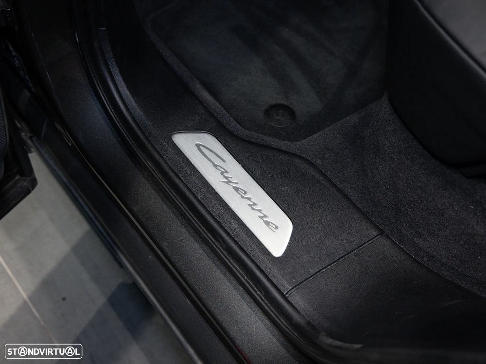 Porsche Cayenne Coupé S E-Hybrid - 36
