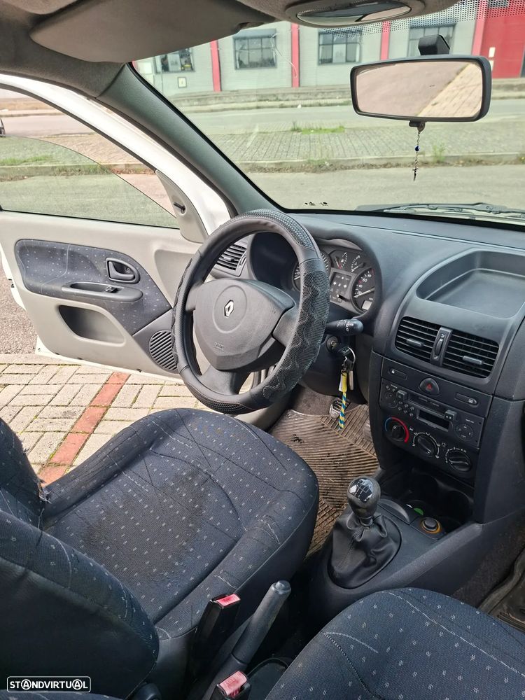 Renault Clio 1.5 dCi Confort - 10