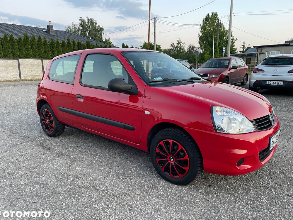 Renault Clio - 6