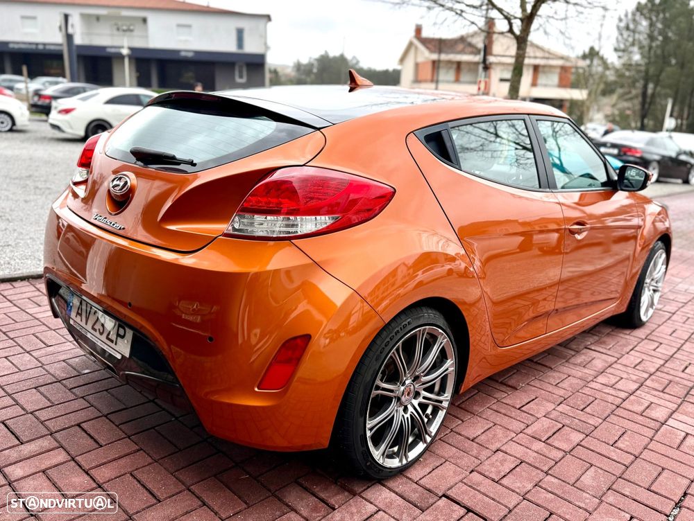 Hyundai Veloster 1.6 blue Style - 8