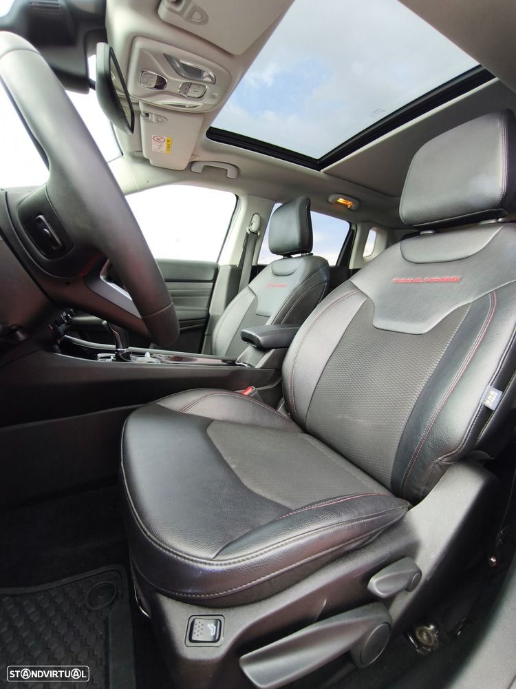 Jeep Compass - 30