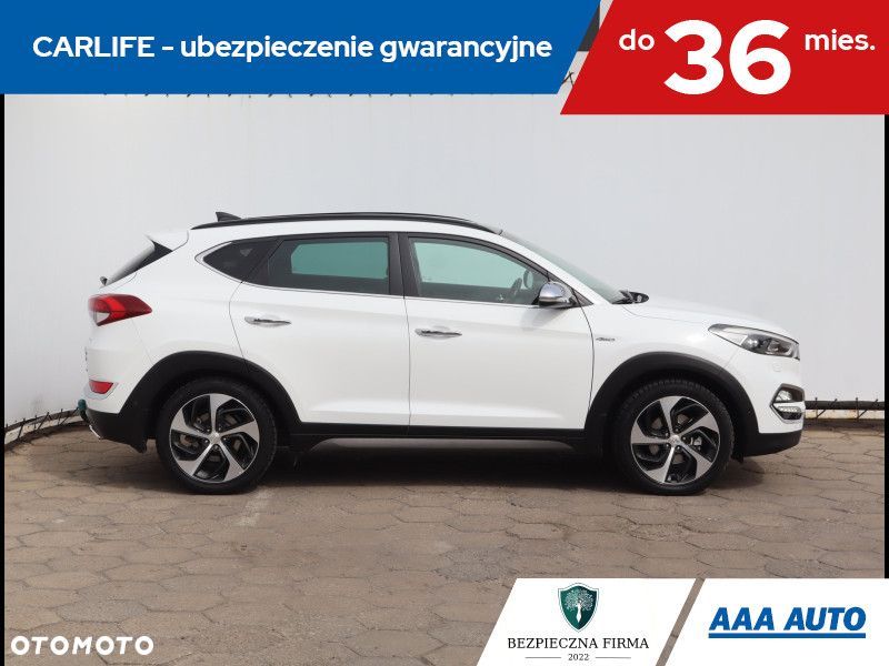 Hyundai Tucson - 8