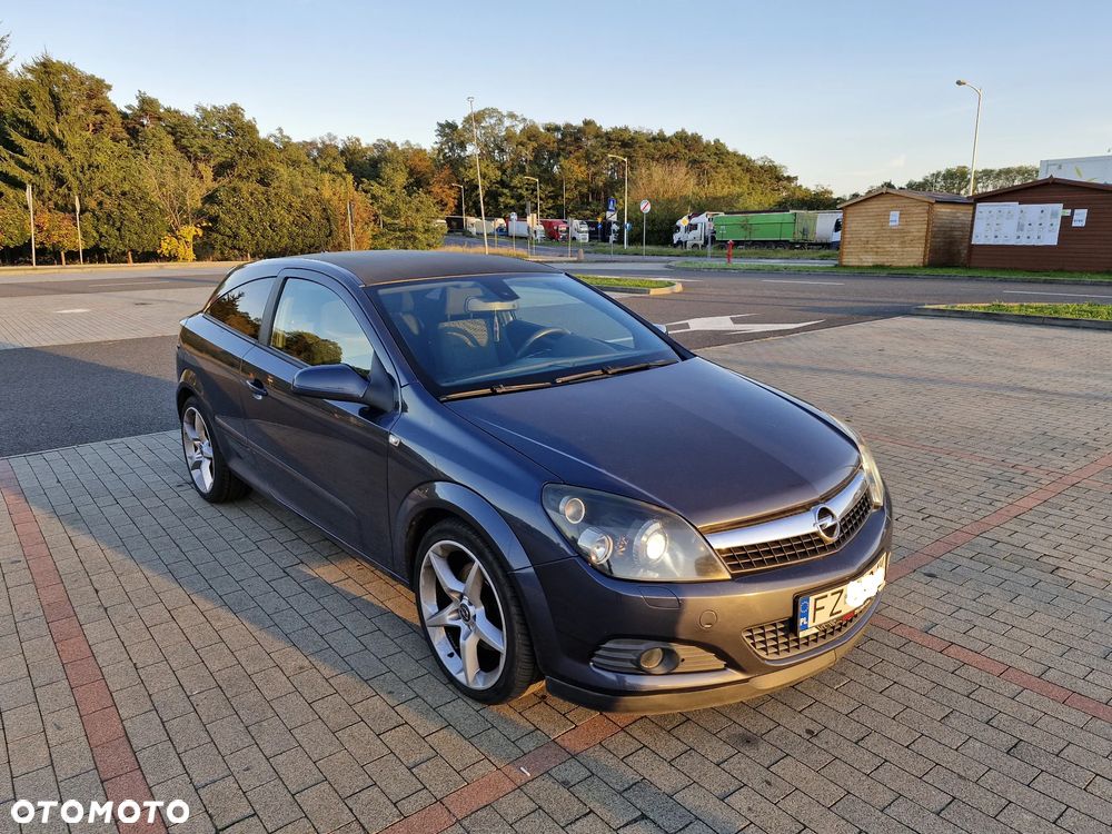 Opel Astra III GTC 1.7 CDTI Sport - 4