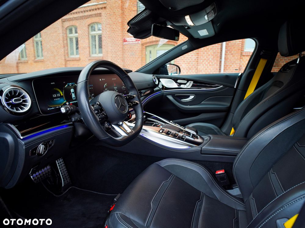 Mercedes-Benz AMG GT - 5